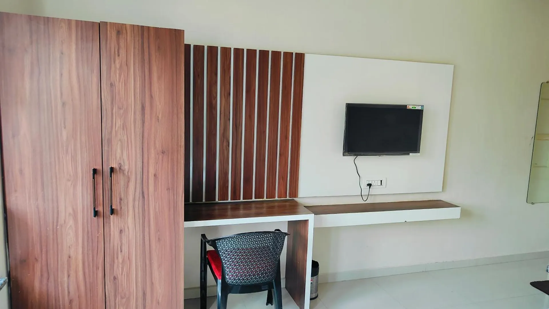 Hotel The Rajshahi Vilas Udaipur